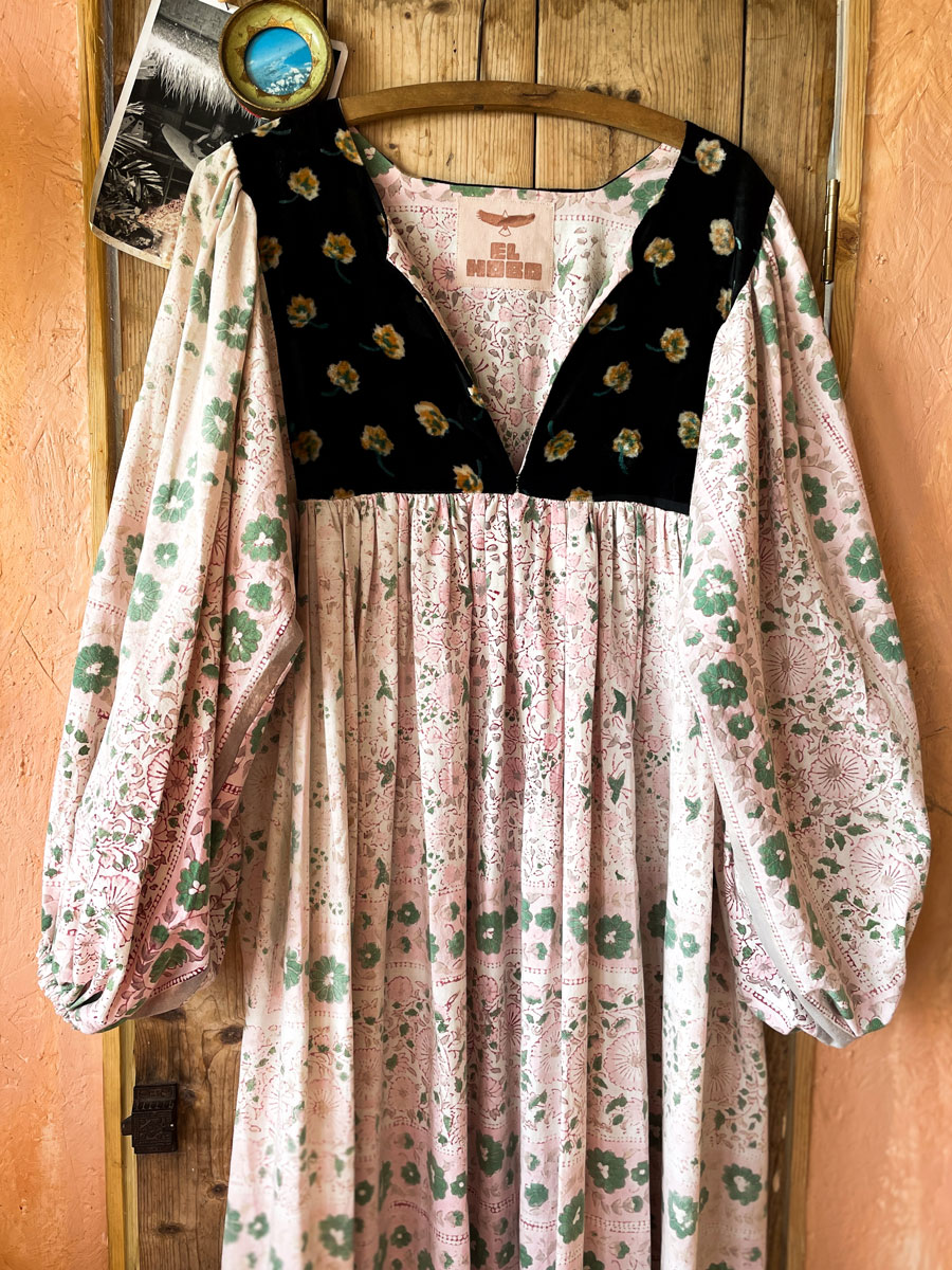 Handmade DAKOTA dress vintage block print & velvet - Image 11