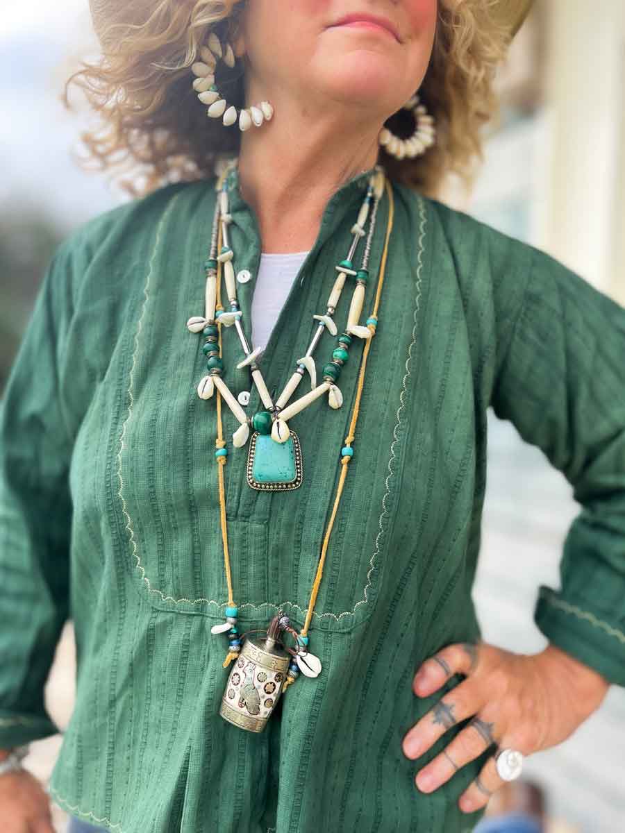 Vintage malachite and bone necklace - Image 2